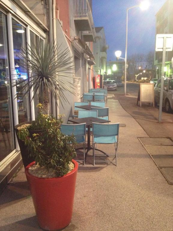 Hotel Restaurant La Fregate La Seyne-sur-Mer Bagian luar foto
