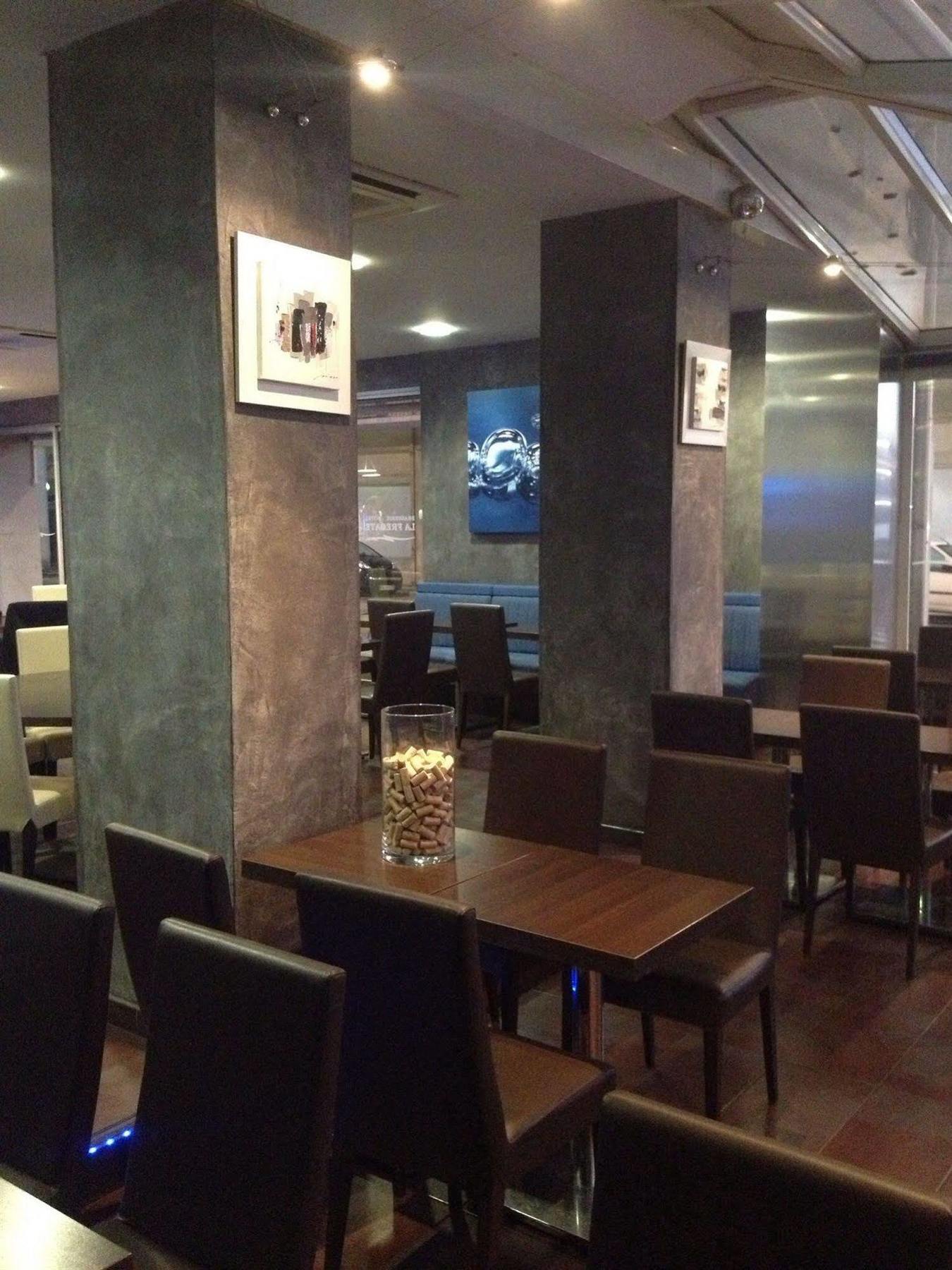 Hotel Restaurant La Fregate La Seyne-sur-Mer Bagian luar foto